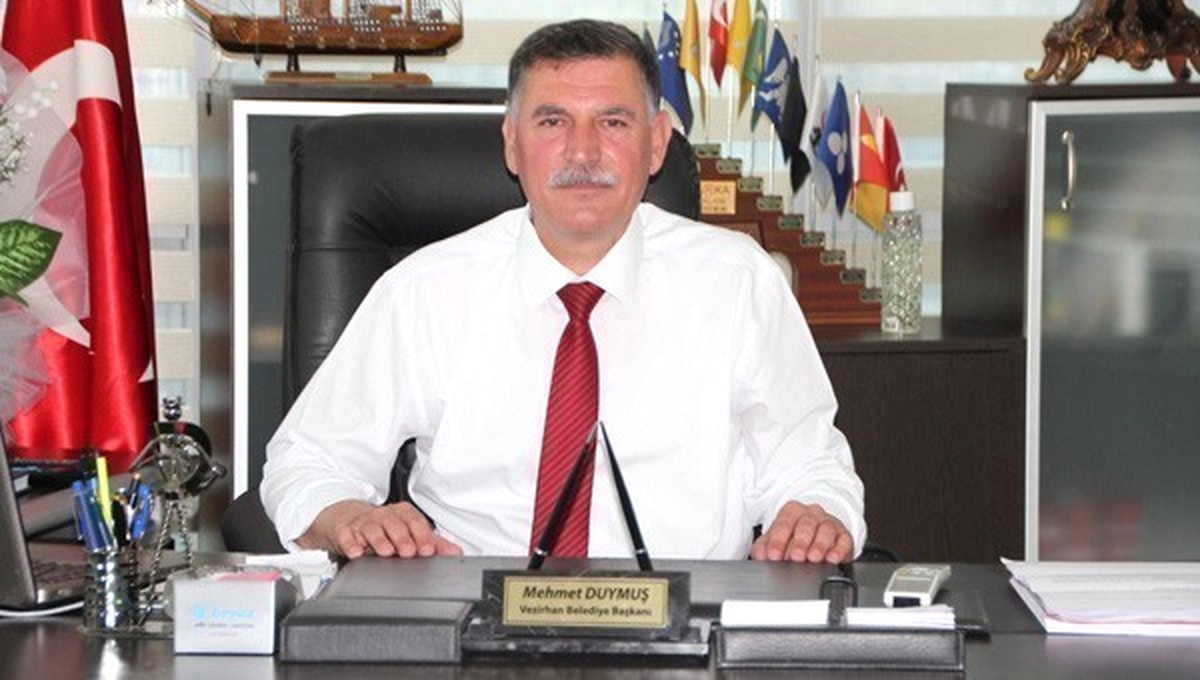 Klasik Otomobil Tutkunları Vezirhan\'da Mola Verecek