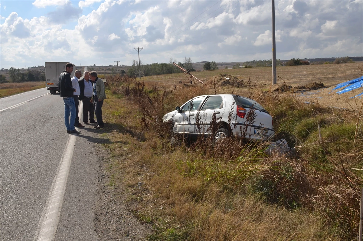 Malkara\'da Trafik Kazası: 3 Yaralı