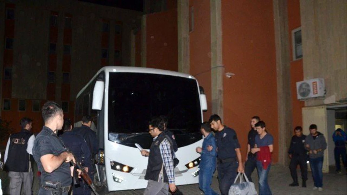 Mardin Merkezli 17 İlde Fetö Operasyonu: 30 Gözaltı