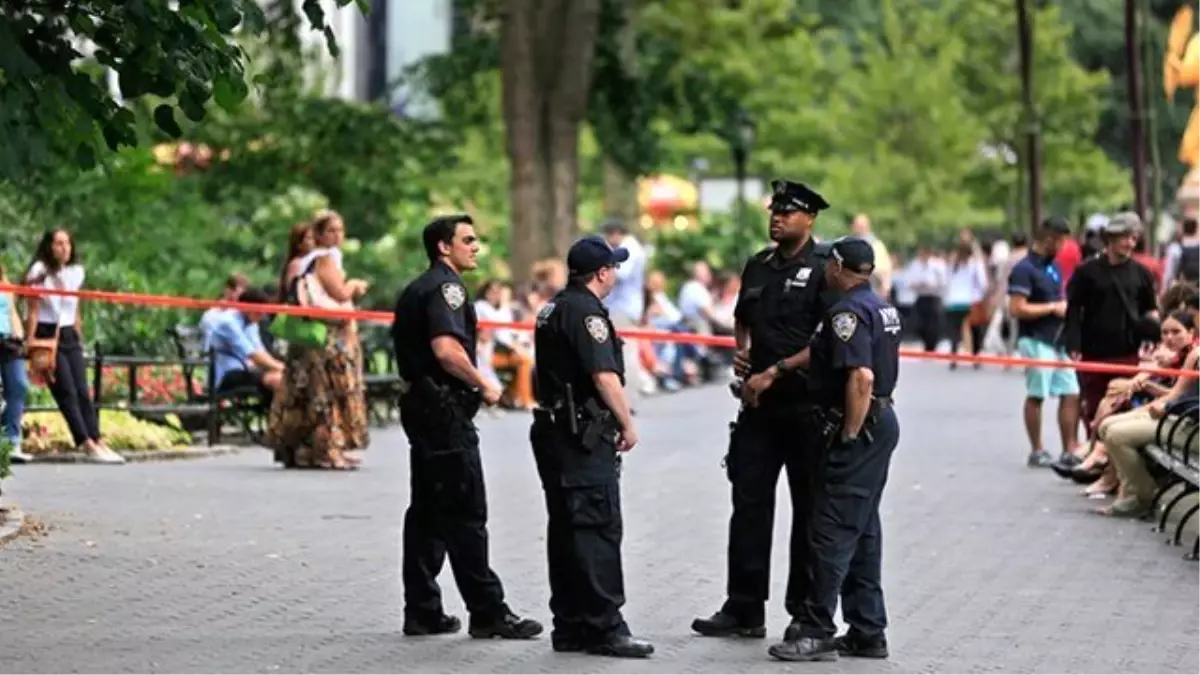 New York\'taki Central Park\'ta Polis Cinsel Taciz Alarmına Geçti