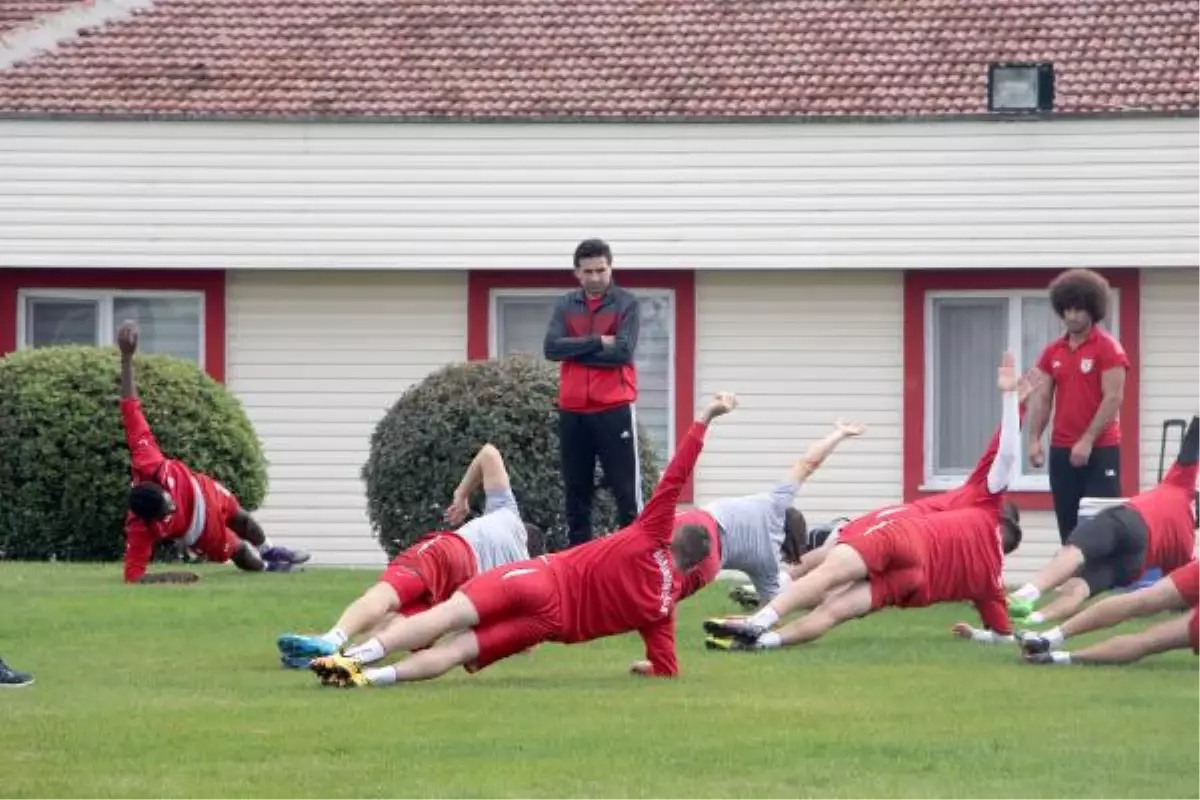 Samsunspor Sportif Direktörü Zeren: Deplasmanda Puan Almak Değerli