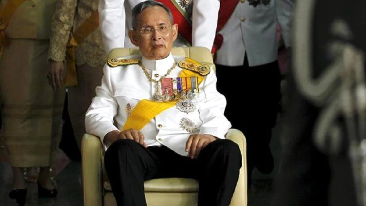 Tayland Kralı Bhumibol Hayatını Kaybetti