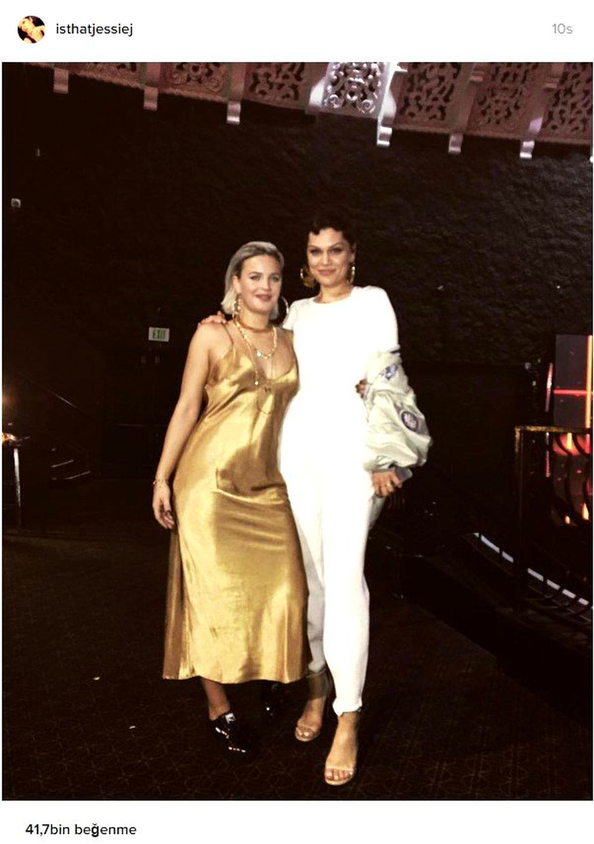 Ünlülerin Instagram Paylaşımları [12 Ekim 2016 ]