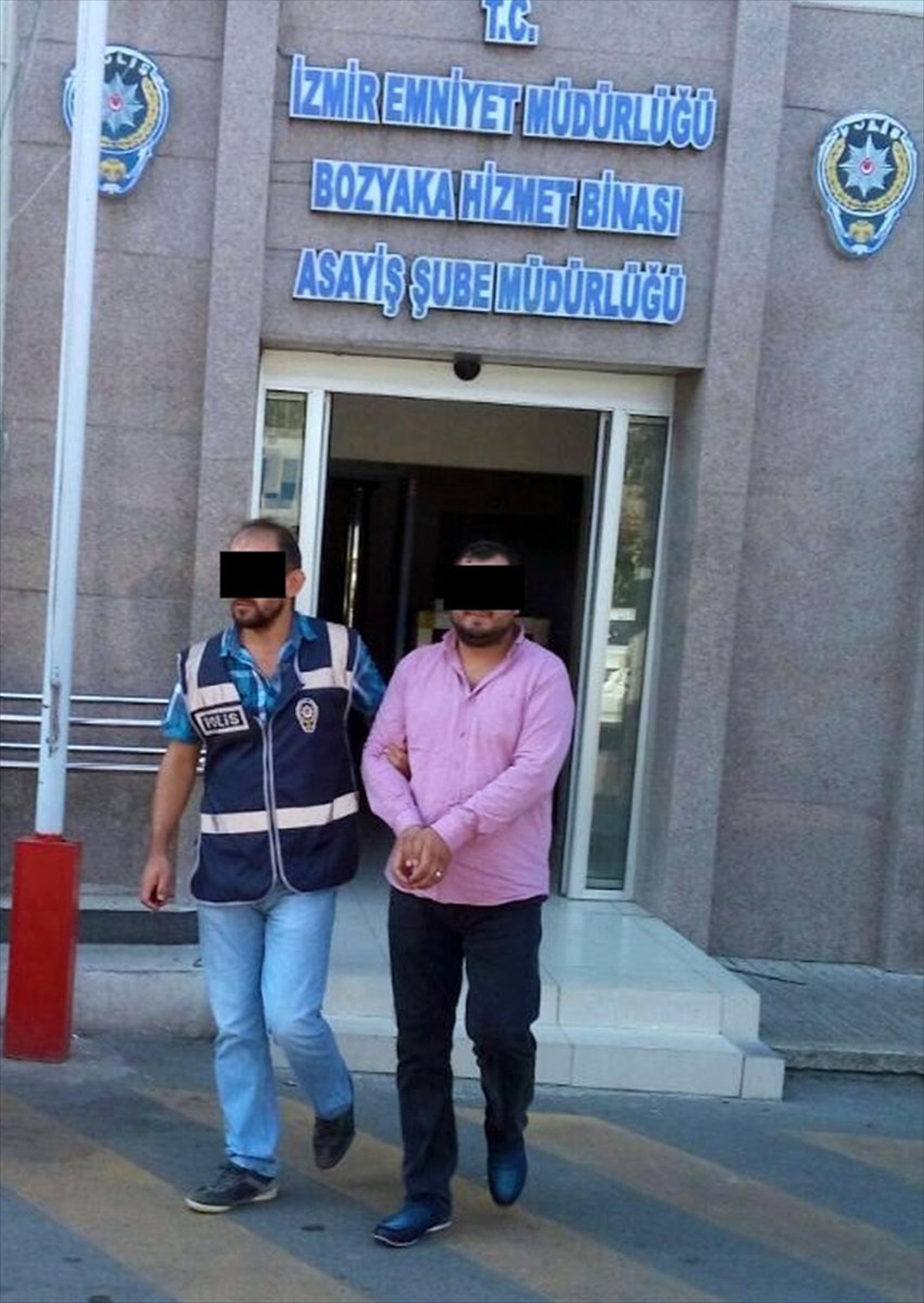 7 Kilo Altını Gasbeden Kurye Tutuklandı