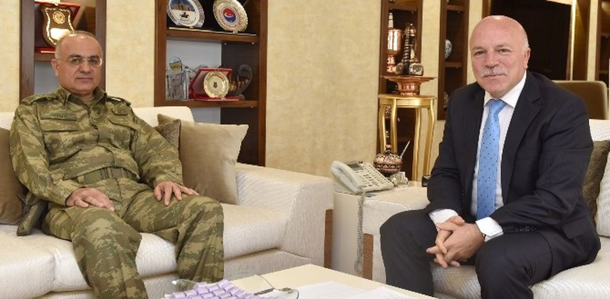 9. Kolordu Komutanı Tümgeneral Özoğlu Başkan Sekmen'i Ziyaret Etti
