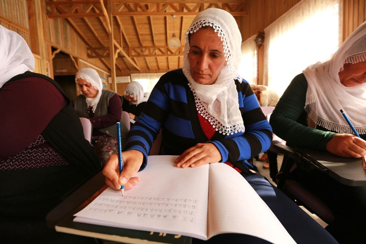 Adıyamanlı "Teyzeler" Okul Yolunda