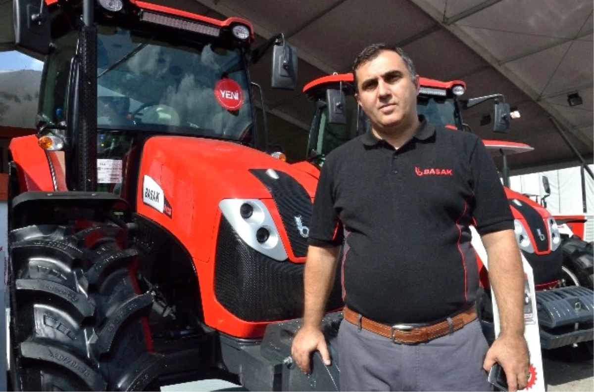 Başak Traktör, Çiftçileri Yeni Modelleriyle Ağırlıyor