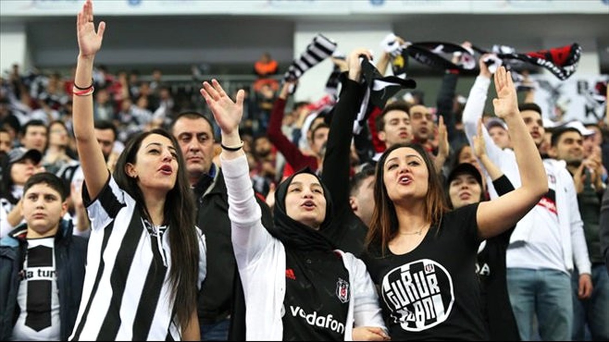 Beşiktaş Taraftarı, İzmir\'deki Hentbol Maçına Alınmayacak