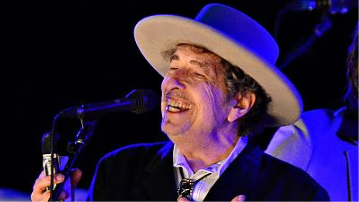 Bob Dylan\'a 2016 Nobel Edebiyat Ödülü