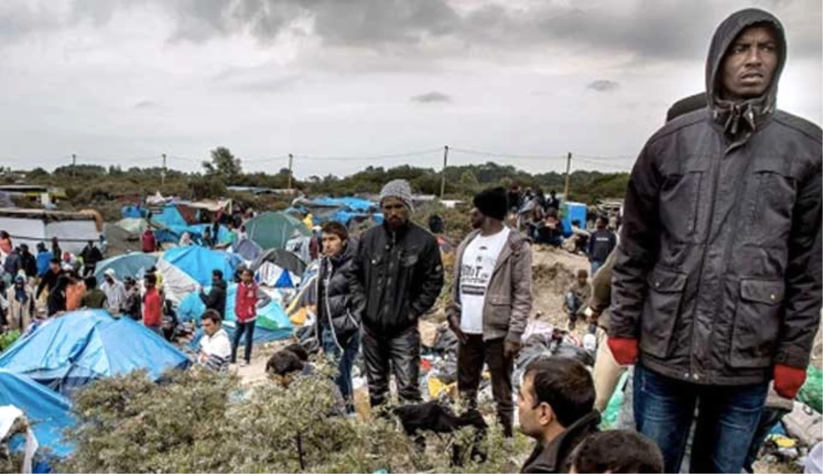 Fransa\'da Sığınmacı Sorunu