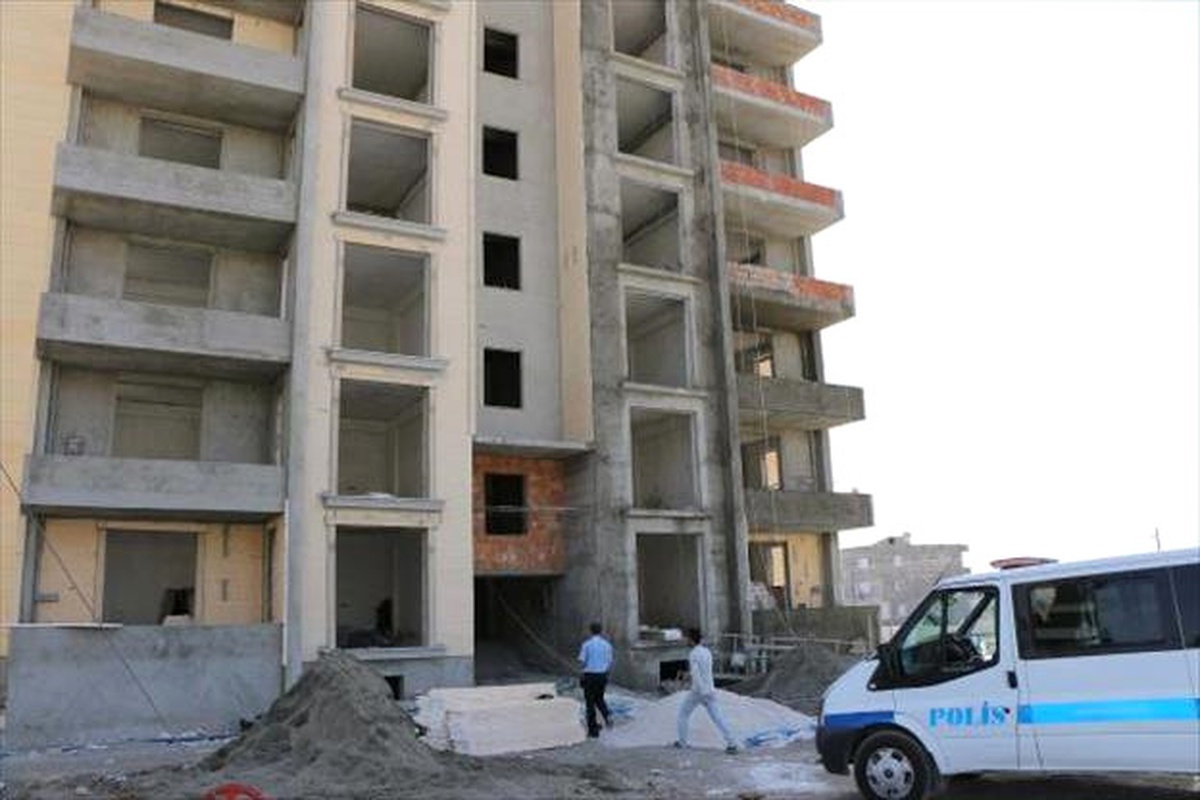 İnşaatta Başına Fayans Düşen Sıva Ustası Öldü