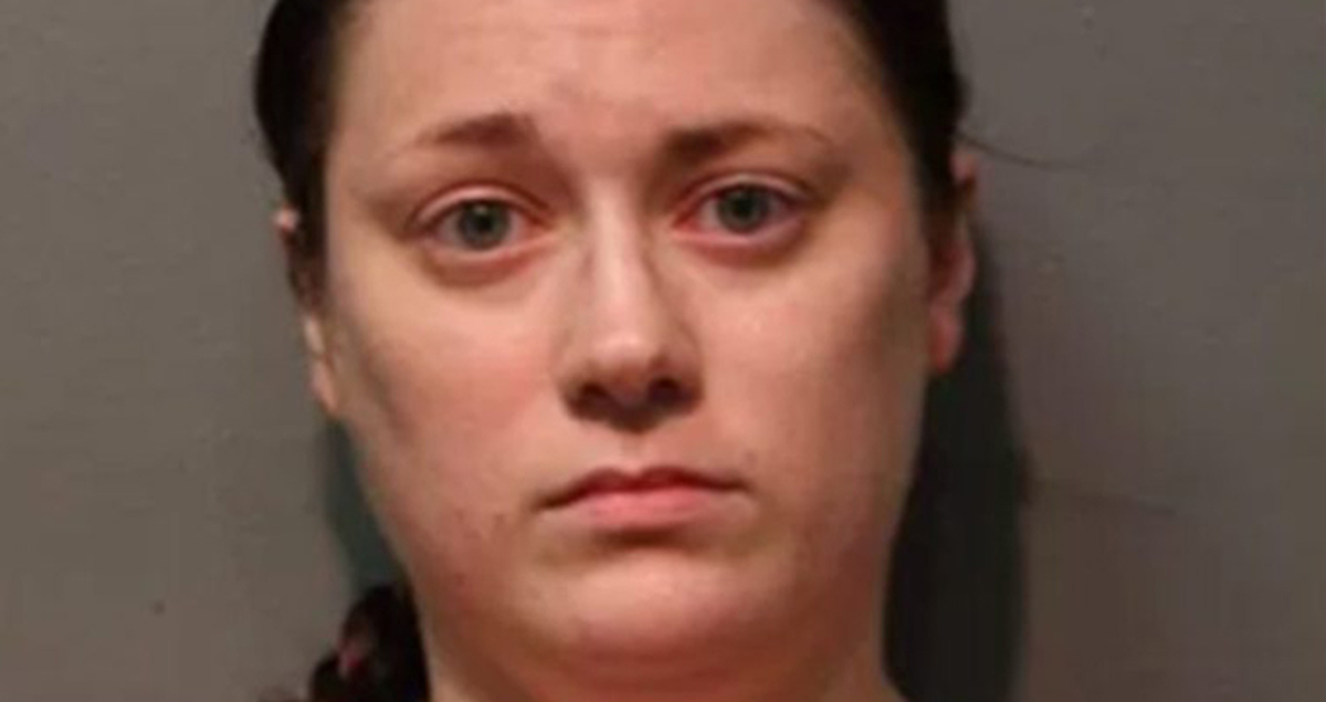 Kadın Öğretmenin Öğrencileriyle Cinsel İlişkiye Girdiği Ortaya Çıktı