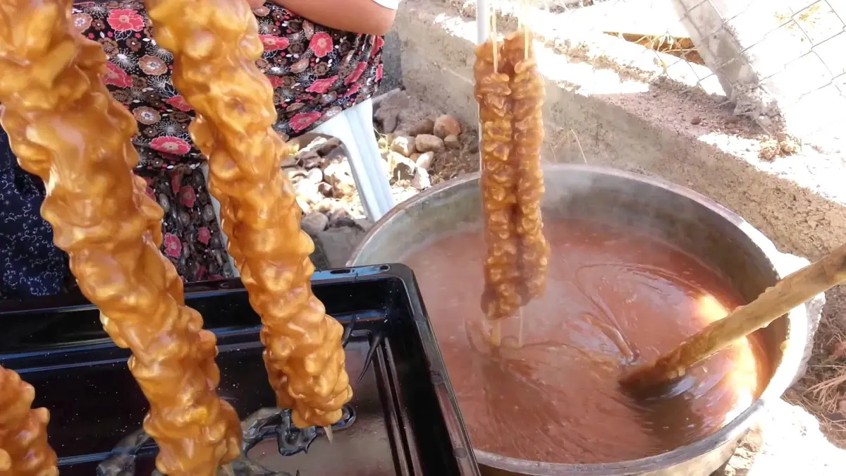 Mardin\'de Bağ Bozumu Zamanı