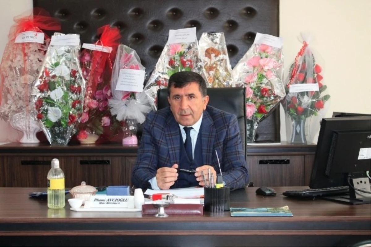 Narman Mal Müdürlüğüne Atanan Avcıoğlu Göreve Başladı