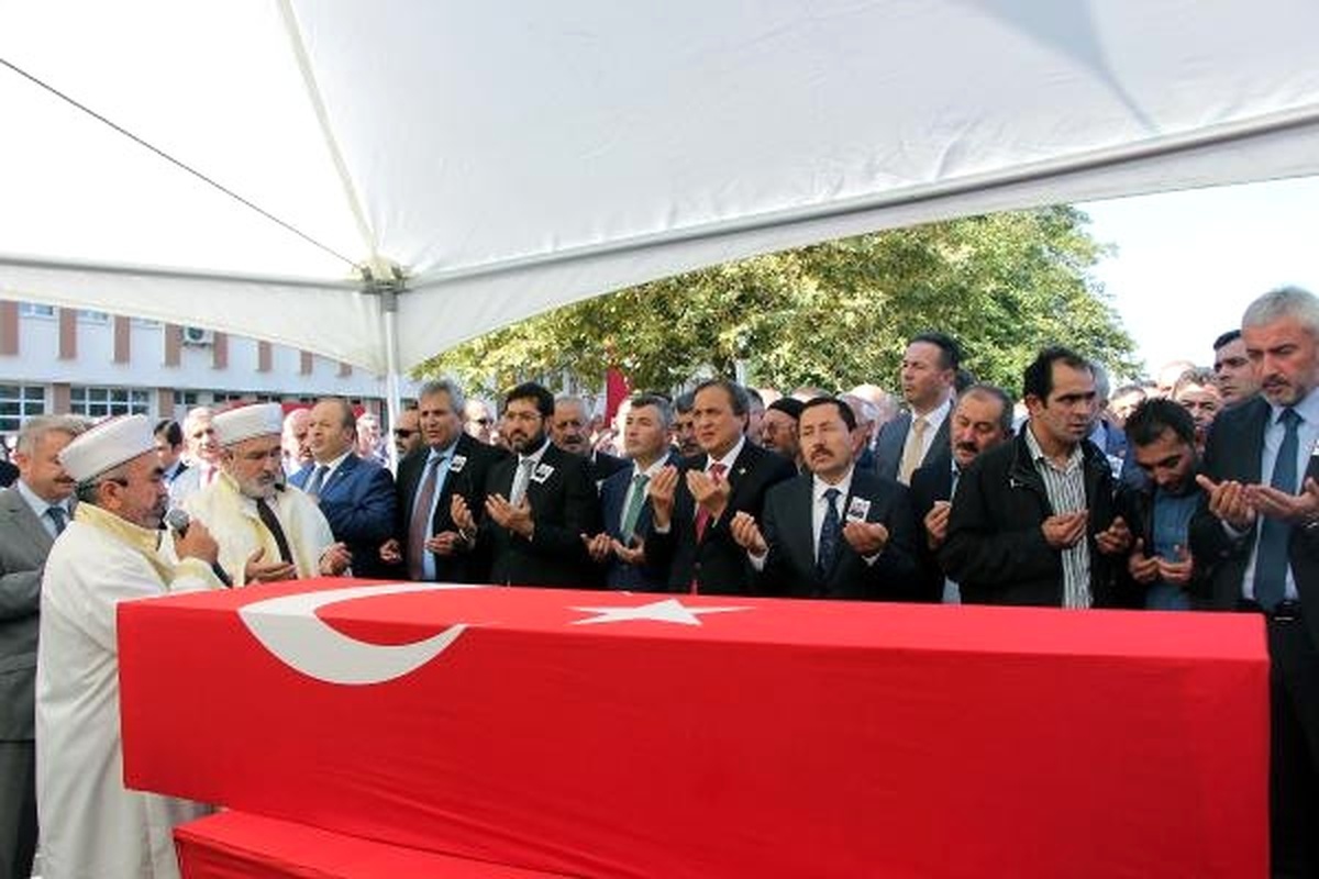 Ordu Şehit Uzman Onbaşı Öklük\'ü 15 Bin Kişi Uğurladı