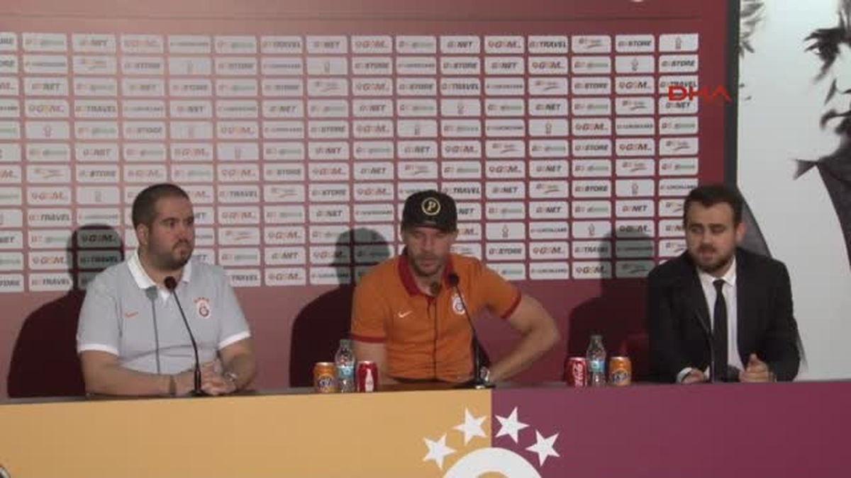 Podolski Iyi Ki Galatasaray\'a Gelmişim