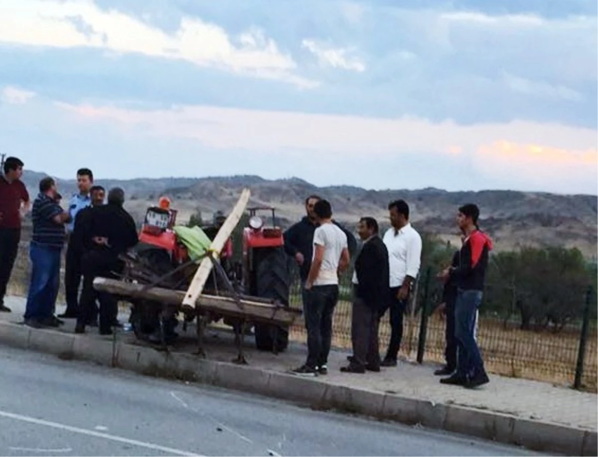 Sungurlu\'da Trafik Kazası: 5 Yaralı