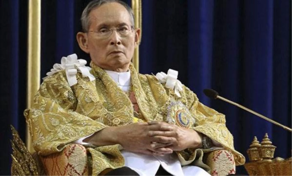 Tayland Kralı Bhumibol Hayatını Kaybetti