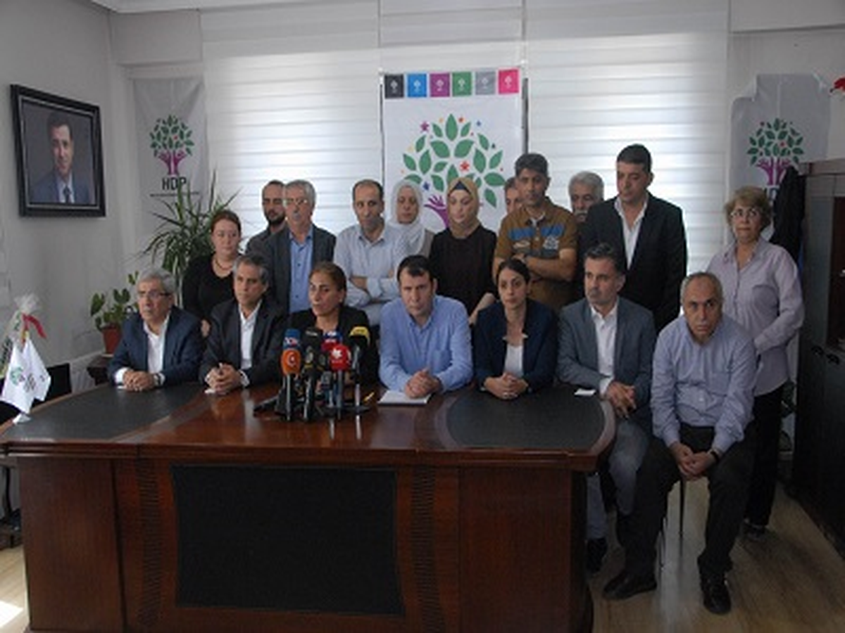 Tuğluk: "Demokratik Siyasette Israr Ediyoruz"