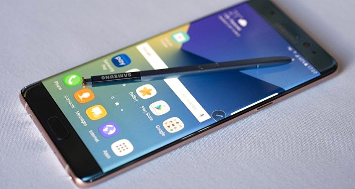 ABD O Telefonları Uçaklarda Yasakladı