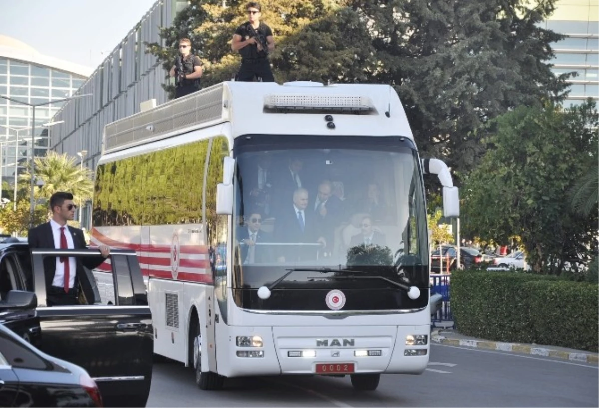 Başbakan Yıldırım İzmir\'de