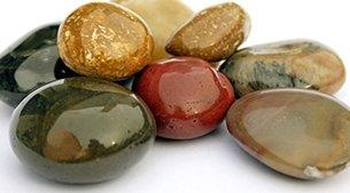 Belgin Dal ile Şifalı Taşlar