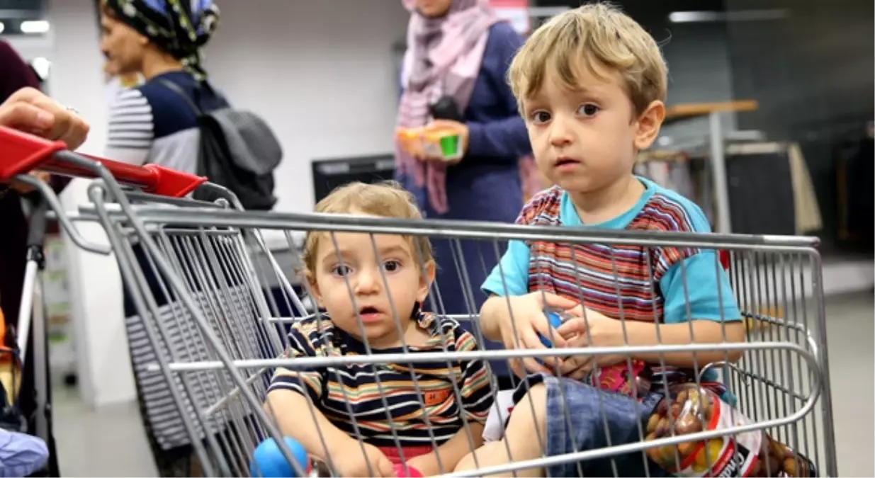 Beyoğlu Sosyal Market Dünyaya Örnek Oluyor