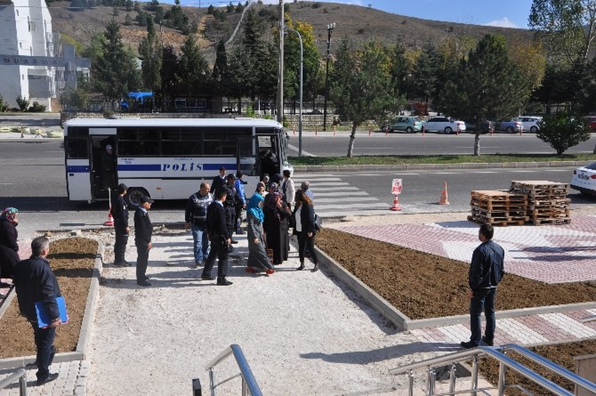 Bozüyük\'te Fetö Operasyonu
