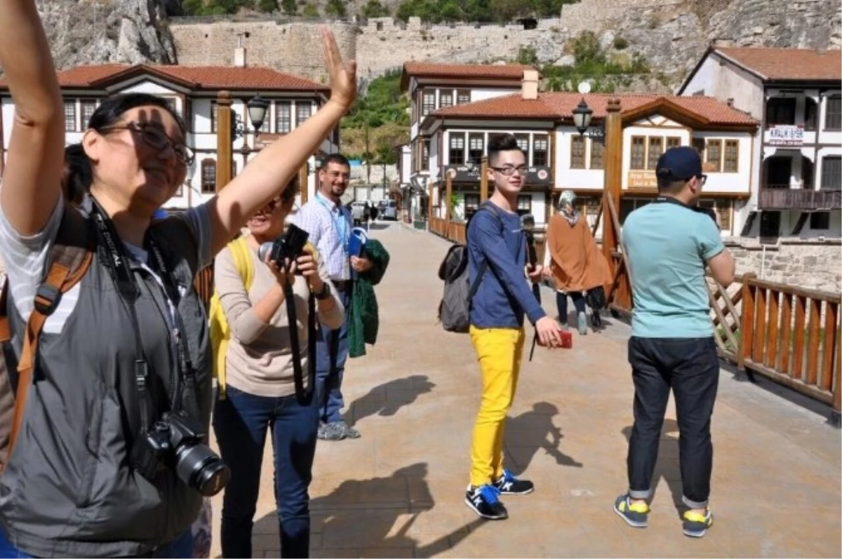 Malezyalı Turizmciler ile Gazeteciler Amasya\'ya Hayran Kaldı