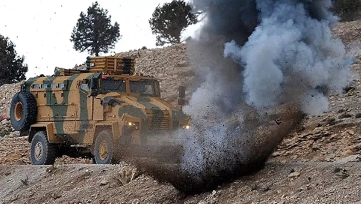 Mardin\'de Askeri Araca Bombalı Saldırı: 6 Asker Yaralı