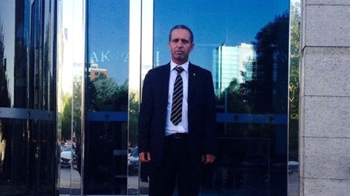 PKK'lı Teröristler AK Parti İlçe Başkanını Sırtından Vurmuş