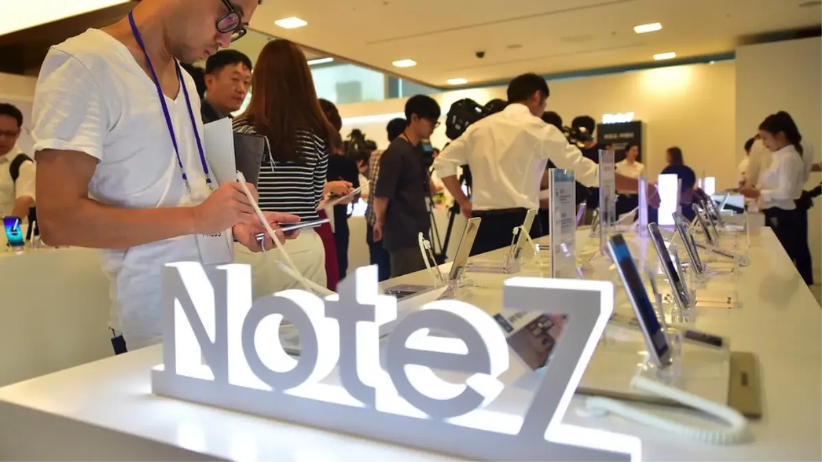 Samsung: Note 7 Fiyaskosunun Bedeli Büyüyor