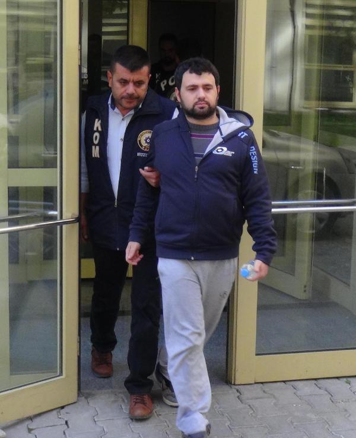 Uşak\'ta 6 Öğretim Üyesi Adliyede