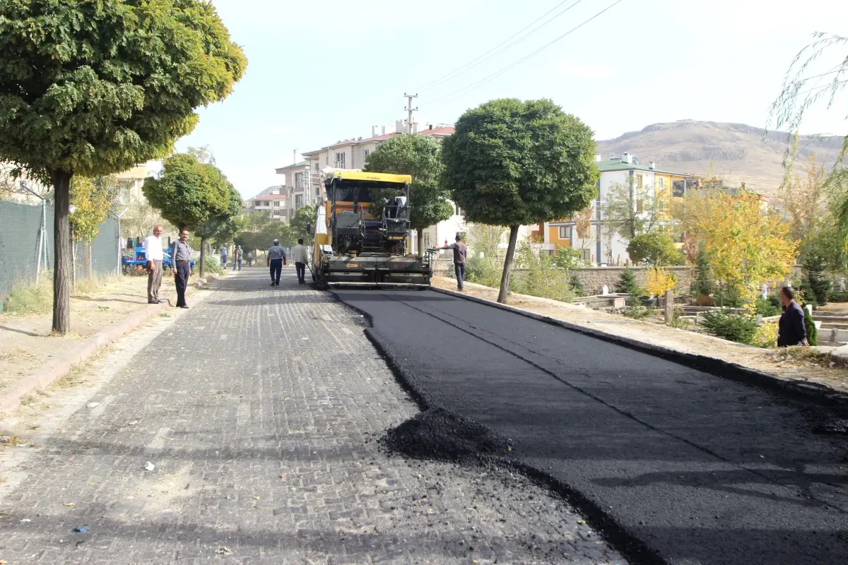 Yeni Salonda İlk perde açılacak