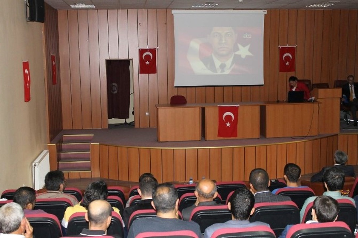 Yozgat\'ta Denetimli Serbestlikten Faydalanan Vatandaşlara 15 Temmuz Darbe Girişimi Anlatıldı
