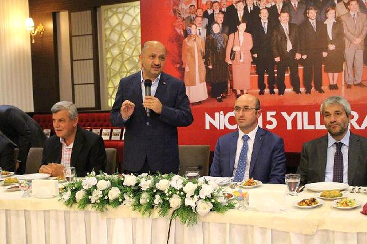 Bakan Işık: Pyd\'yi Silahlandırmanın Dostlukla Bağdaşır Yanı Yok