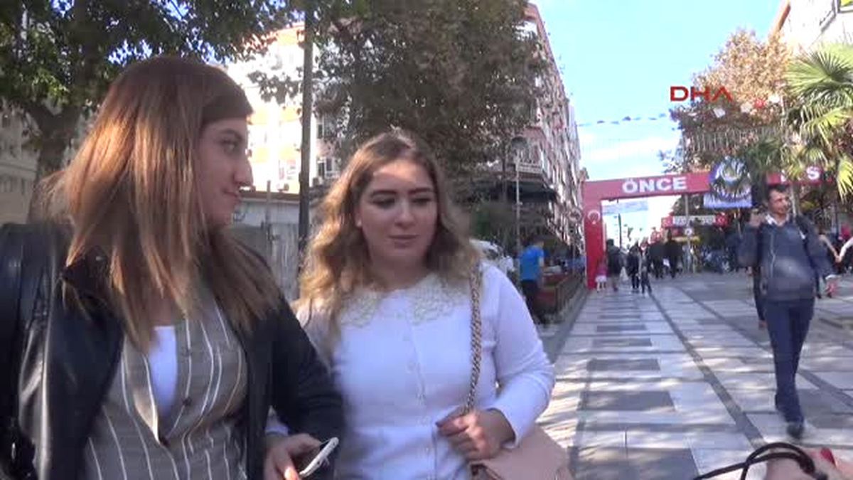 Birkaç Dakikalığına Görme Engelli Oldular