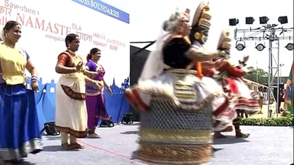 Brıcs Zirvesi Hindistan\'ın Ev Sahipliğinde Başladı