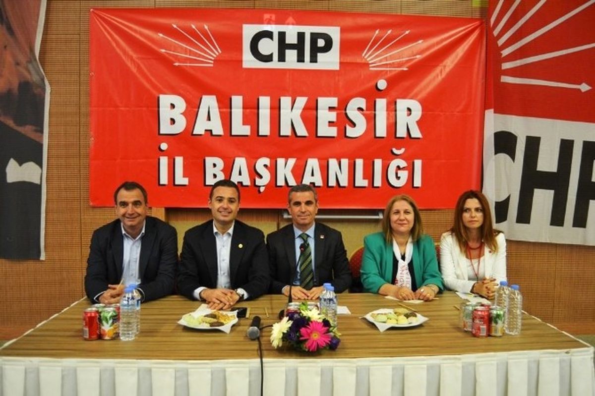 CHP İlçe Başkanları Ayvalık\'ta Buluştu