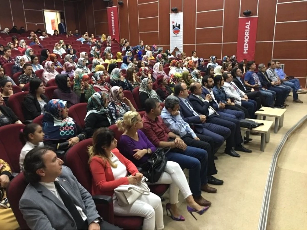 Diyarbakır\'da Meme Kanseri Bilgilendirme Toplantısı Düzenlendi