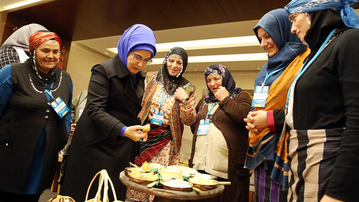 Emine Erdoğan, Kadın Çiftçilerle Bir Araya Geldi
