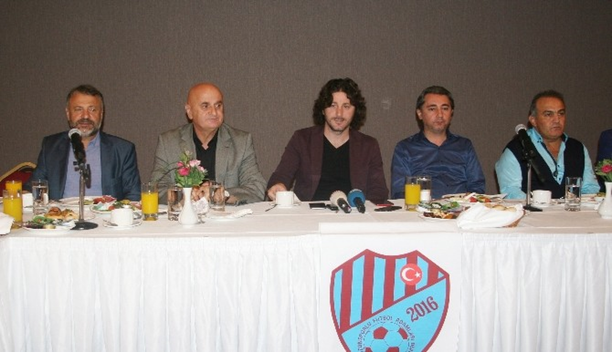 Fatih Tekke: "Trabzonspor\'u Trabzon\'dan Uzaklaştırma Anlayışı Bizi Rahatsız Ediyor"