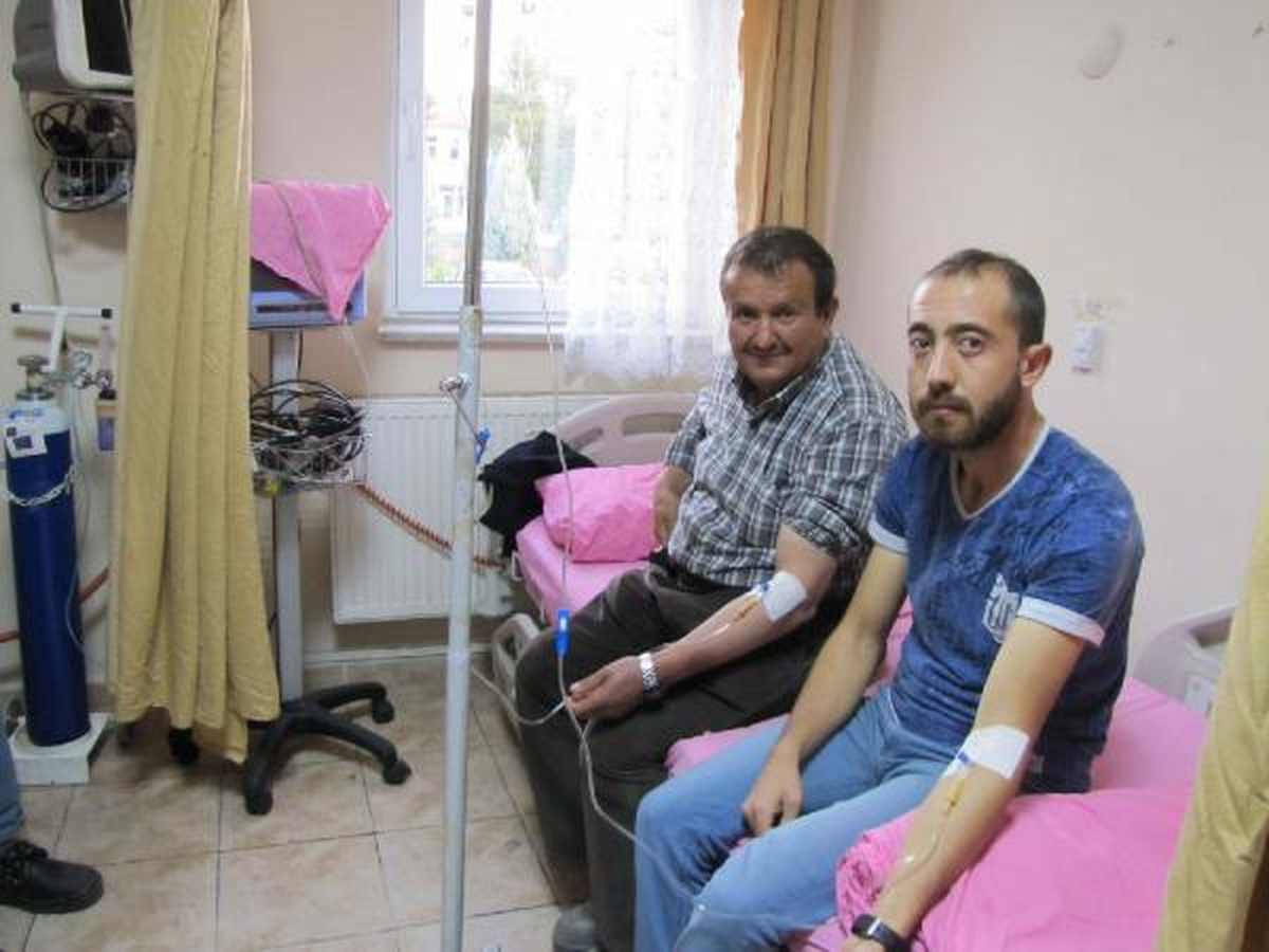 Hisarcık\'ta 12 Bor İşçisi Yemekten Zehirlendi