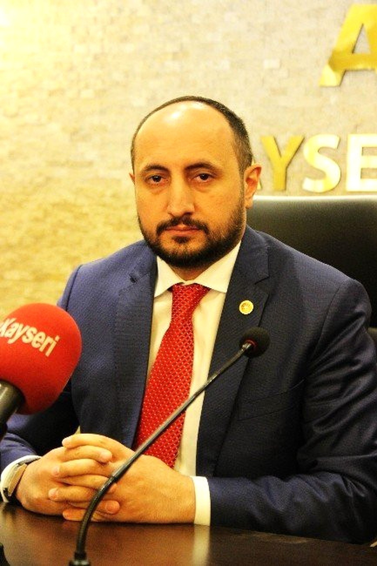 Kayseri\'de "Toprağa Gömülü Savaş Uçağı Bulunduğu" İddiası