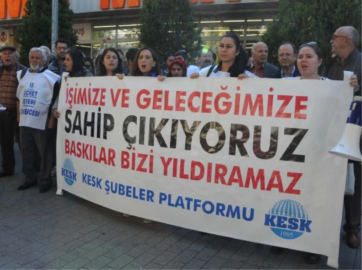 Kesk Üyeleri Ankara\'daki Mitingin Yasaklanmasını Protesto Etti