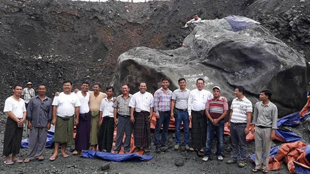 Myanmar\'da Yaklaşık 175 Ton Yeşim Taşı Bulundu