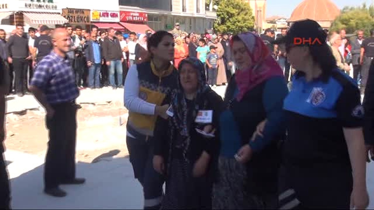 Niğde - Şehit Annesi Oğlunun Cenaze Namazını Kıldı