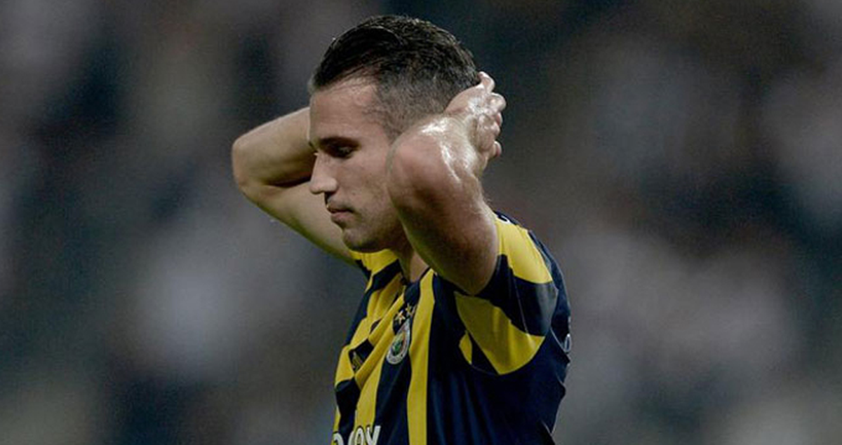Robin Van Persie: Türkiye'den Hemen Ayrılıp İngiltere'ye Gidebilirim
