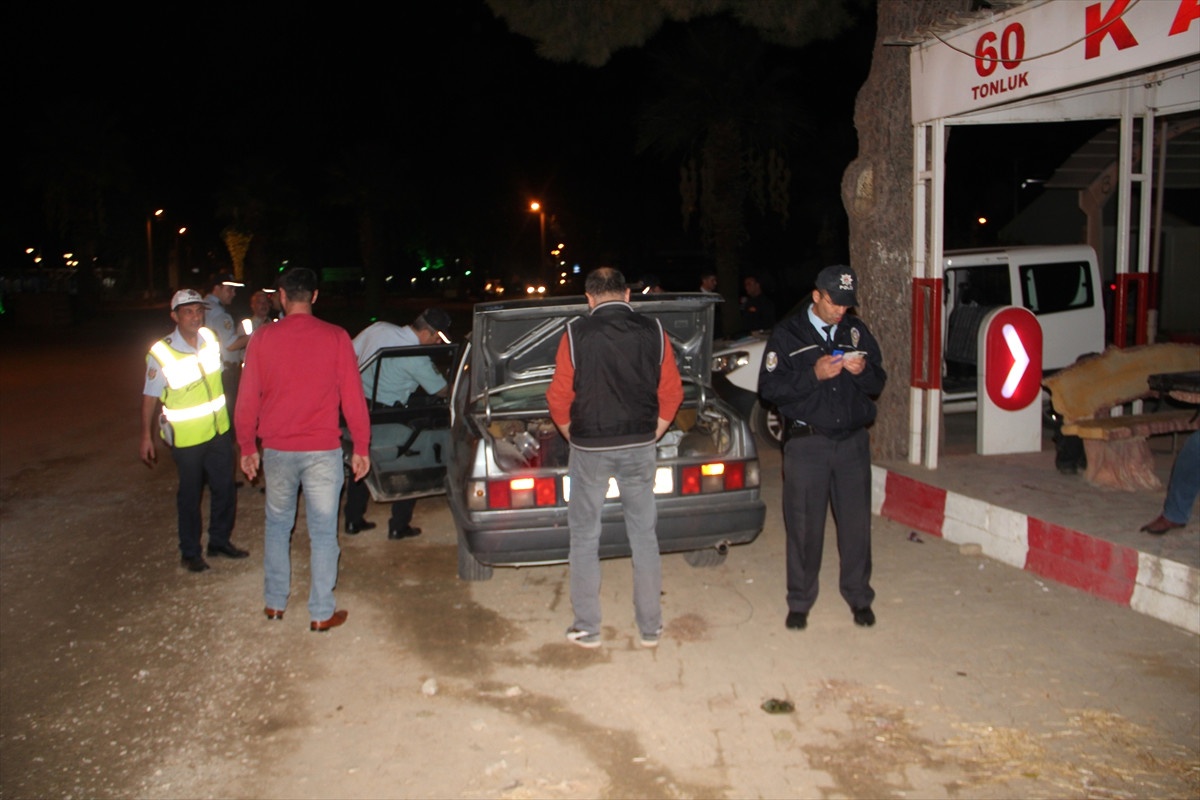 Salihli ve Sarıgöl\'de Asayiş Uygulaması