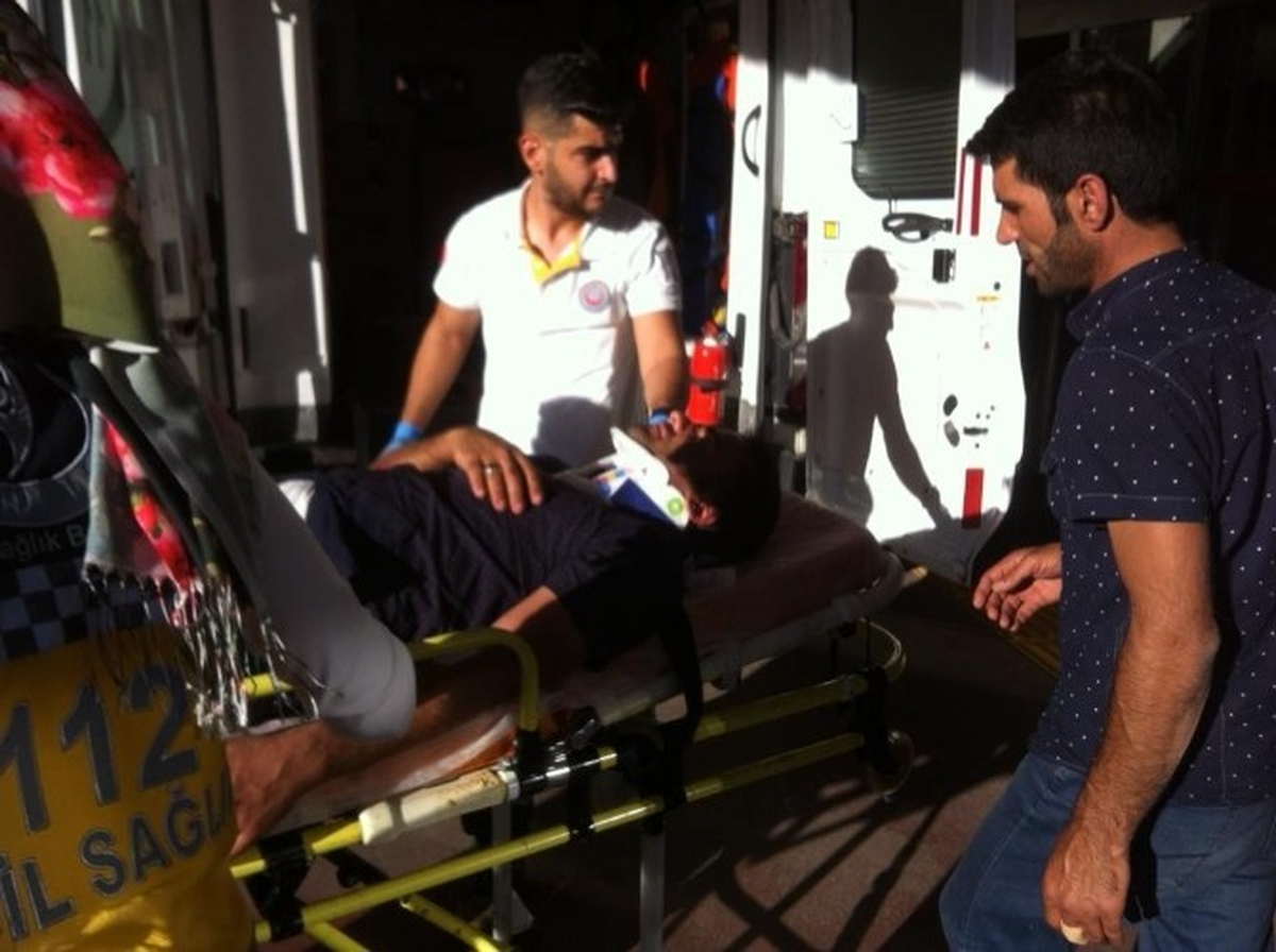 Şanlıurfa\'da Alacak Verecek Kavgası: 2 Yaralı